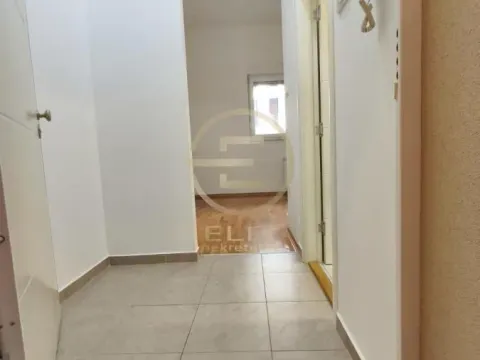 Sale, studio apartment, 23m², Socijalno, Novi Sad Sve Podlokacije - image 4