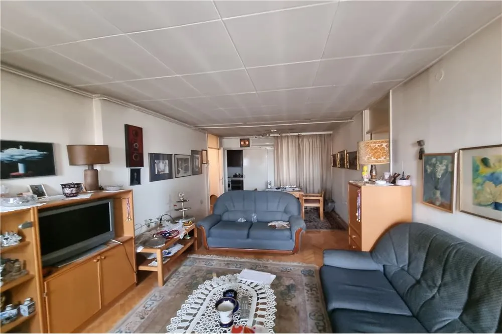 Prodaja, trosoban stan, 76m², Niš, Srbija