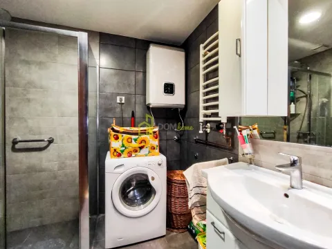 Prodaja, trosoban stan, 95m², Centar, Podgorica - image 17