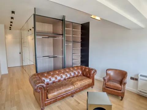 Izdavanje, dvosoban stan, 70m², Podgorica, Crna Gora - image 1