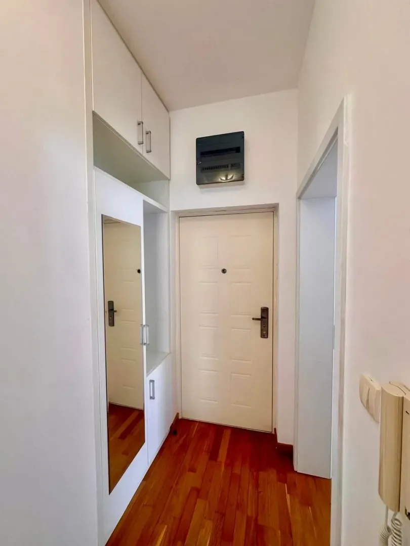Prodaja, dvosoban stan, 77m², Bečići, Budva