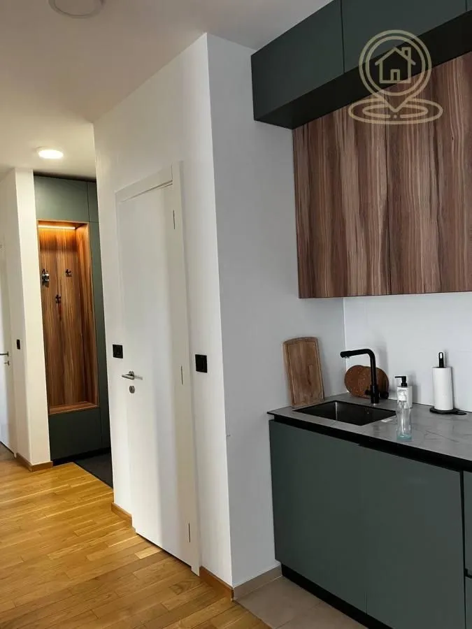 Prodaja, četvorosoban stan, 68m², Grbavica, Novi Sad Sve Podlokacije
