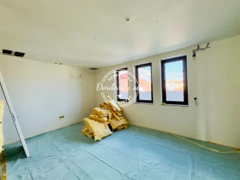 Sale, three bedroom apartment, 260m², Veliki park, Kragujevac - image 7