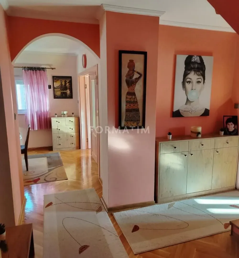 Sale, four bedroom apartment, 119m², Vidikovački venac, Rakovica