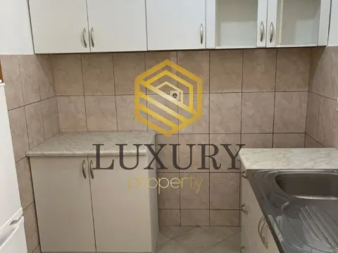 Izdavanje, dvosoban stan, 65m², Stari Aerodrom, Podgorica - image 6