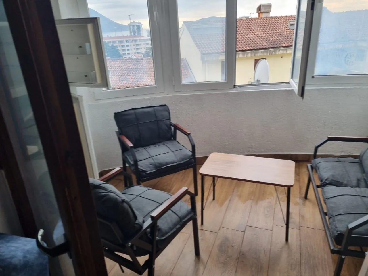Prodaja, jednosoban stan, 45m², Dubovica, Budva