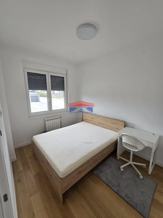 Izdavanje, jednosoban stan, 35m², Petrovaradin, Novi Sad