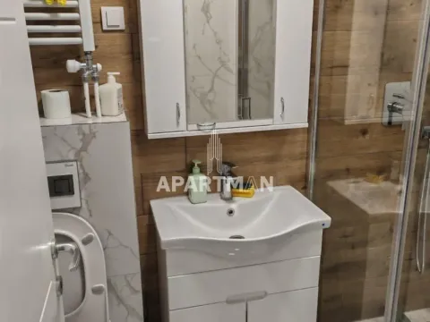 Prodaja, poslovni prostor, 124m², Ledine, Beograd - image 5