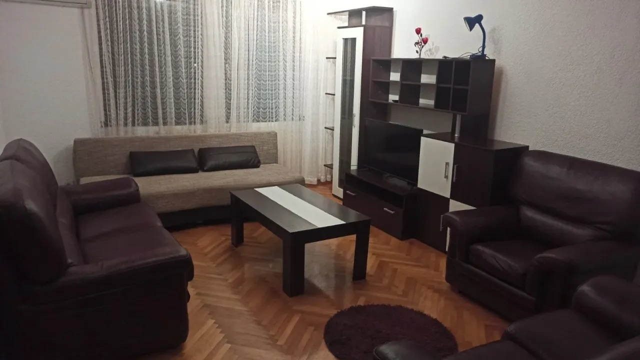 Izdavanje, dvosoban stan, 54m², Seljanovo, Tivat