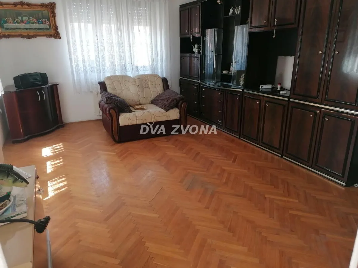 Prodaja, kuća, 300m², Telep, Novi Sad Sve Podlokacije