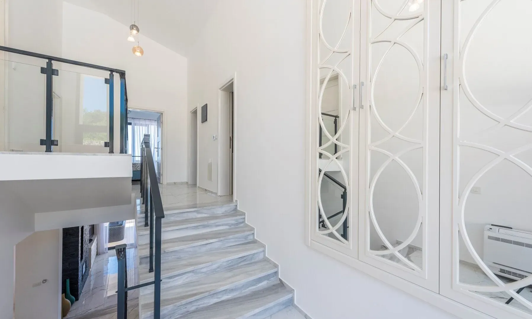 Sale, house, 360m², Utjeha, Bar