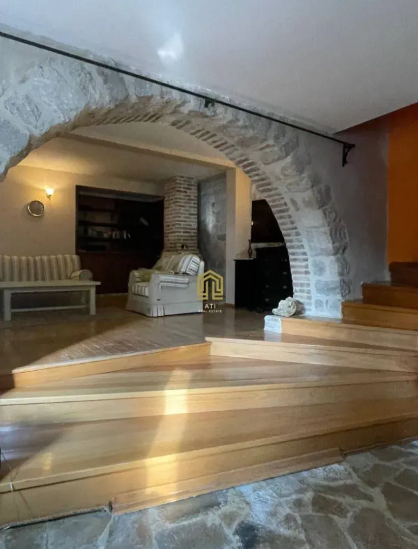 Prodaja, kuća, 180m², Orahovac, Kotor
