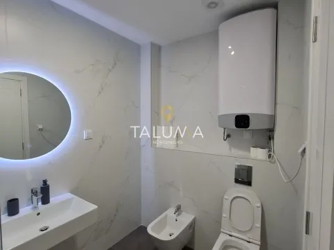 Sale, two bedroom apartment, 71m², Bečići, Budva - image 5