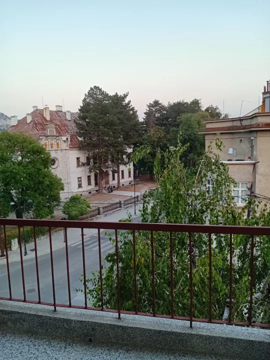 Rent, two bedroom apartment, 80m², Centar, Cetinje