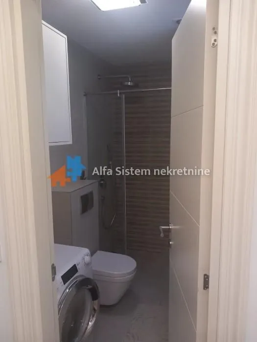 Rent, four bedroom apartment, 95m², Voždovac Sve Podlokacije, Beograd