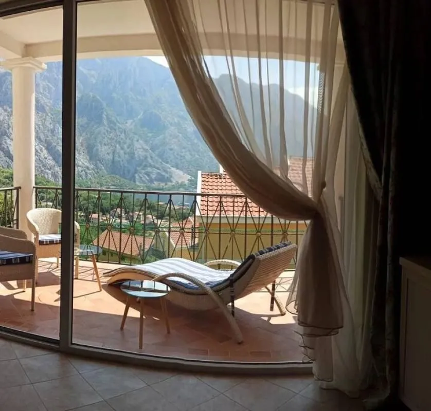 Sale, one bedroom apartment, 63m², Orahovac, Kotor