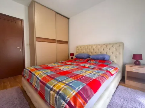 Rent, two bedroom apartment, 74m², City Kvart, Podgorica - image 7