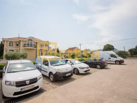 Rent, office space, 250m², Gornja Gorica, Podgorica - image 15