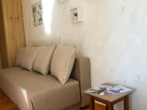 Sale, studio apartment, 26m², Sveti Stefan, Budva - image 9