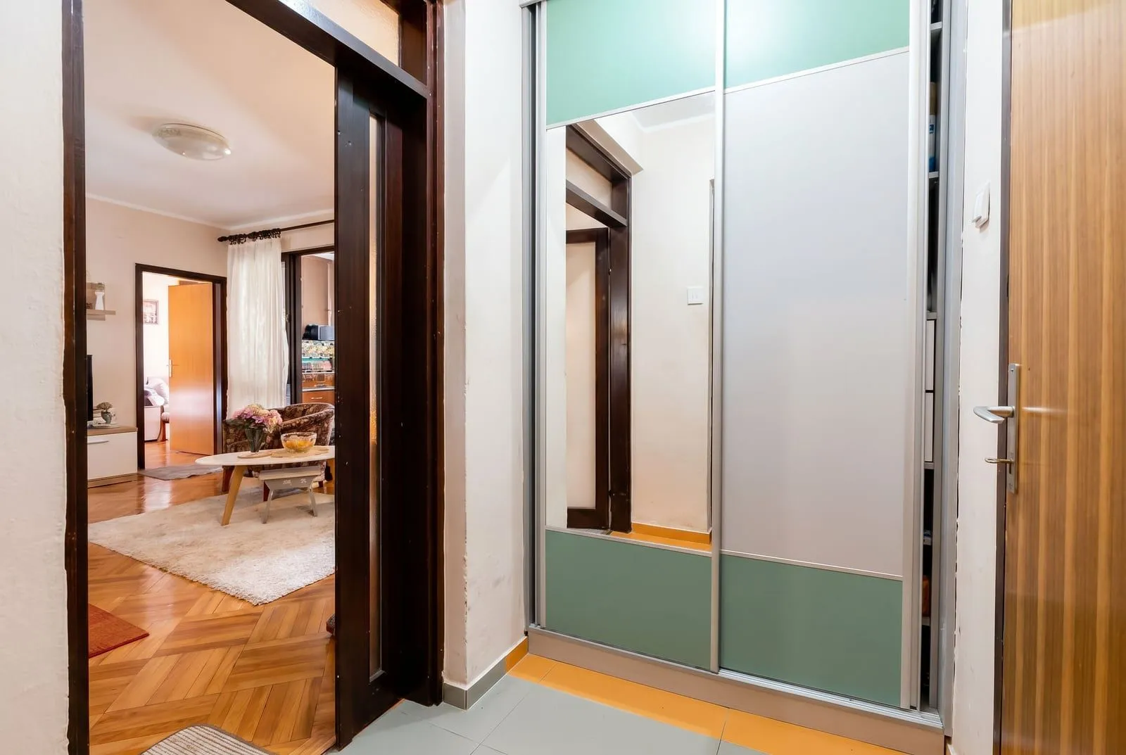 Prodaja, trosoban stan, 56m², Budva, Crna Gora