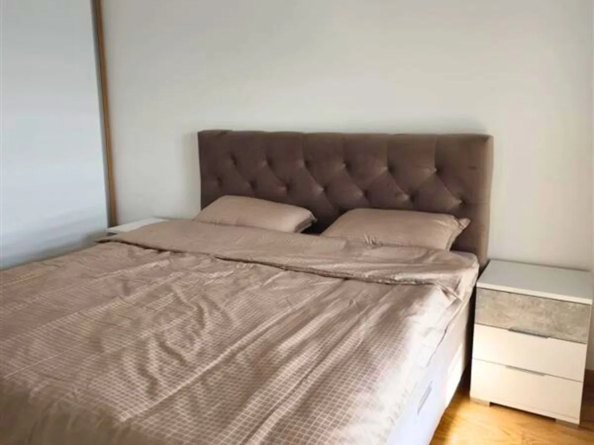 Izdavanje, trosoban stan, 80m², Novi Beograd Sve Podlokacije, Beograd