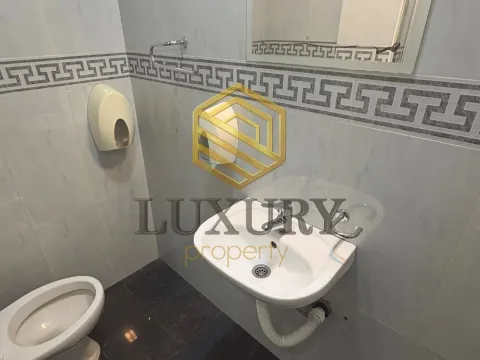 Izdavanje, poslovni prostor, 160m², Obala Morače, Podgorica - image 8