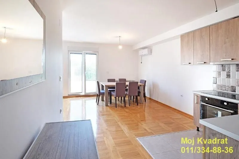 Sale, three bedroom apartment, 93m², Slavujev Venac, Zvezdara Sve Podlokacije