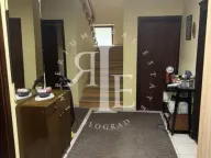 Izdavanje, kuća, 340m², Zemun Sve Podlokacije, Beograd - image 15