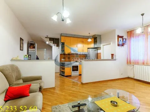 Prodaja, četvorosoban stan, 95m², Brace Jerković, Voždovac Sve Podlokacije - image 2