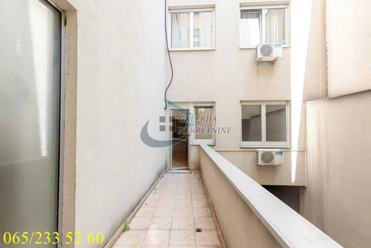Sale, two bedroom apartment, 74m², Vračar Hram, Vračar Sve Podlokacije