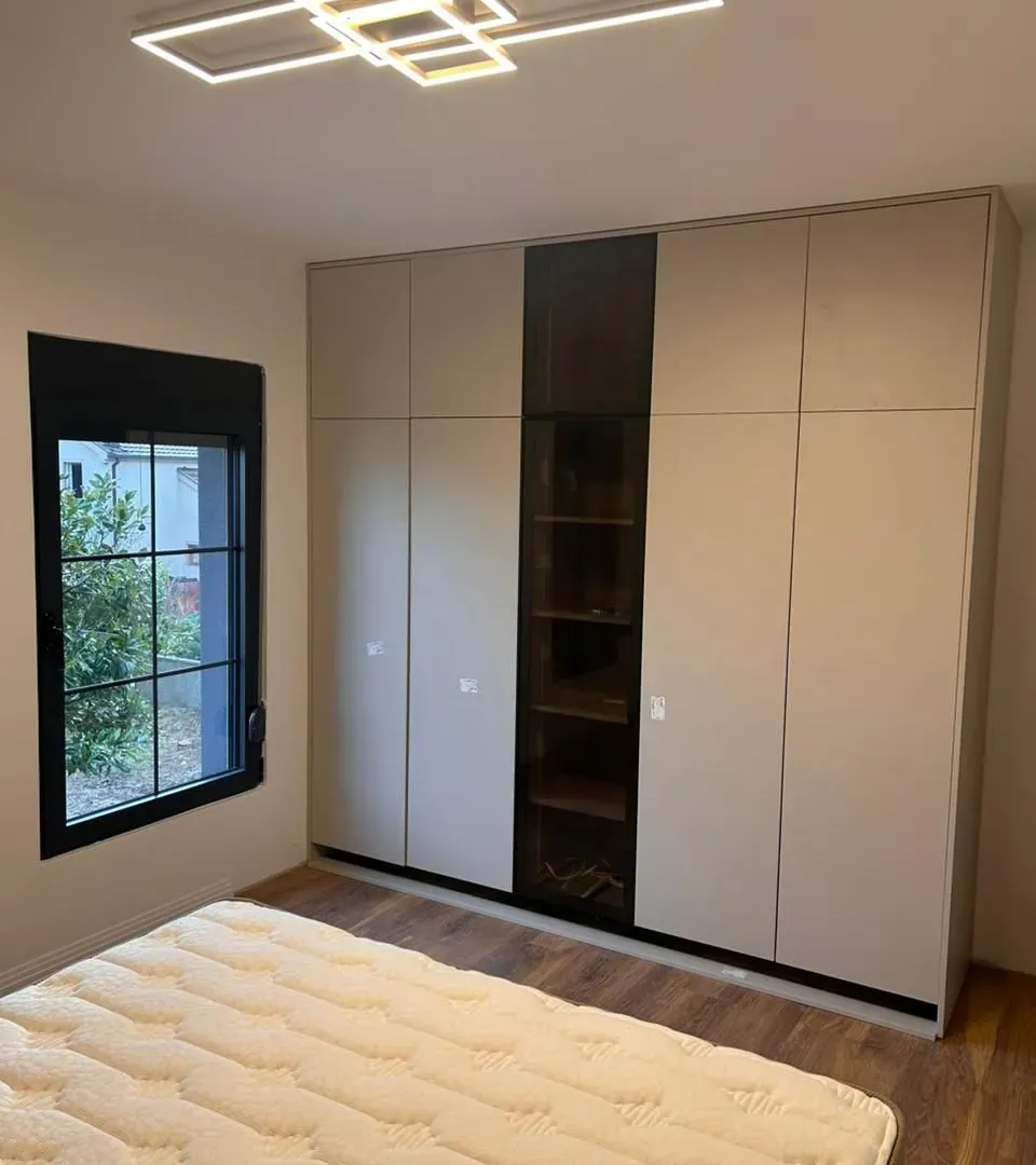 Prodaja, kuća, 200m², Dahna, Podgorica