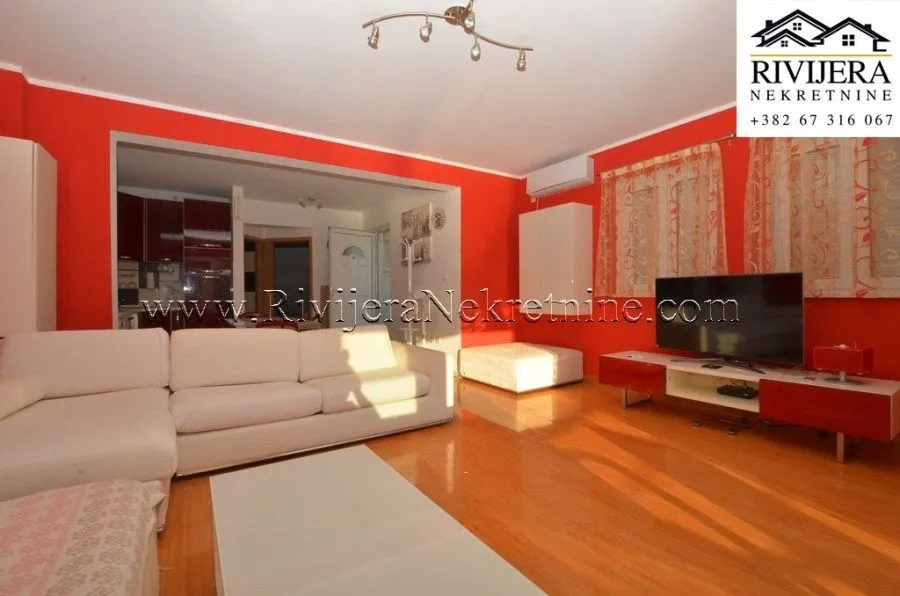 Prodaja, dvosoban stan, 81m², Centar, Herceg Novi