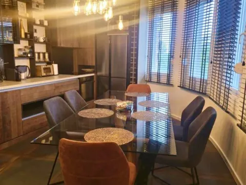 Izdavanje, četvorosoban stan, 98m², Vračar Sve Podlokacije, Beograd - image 13