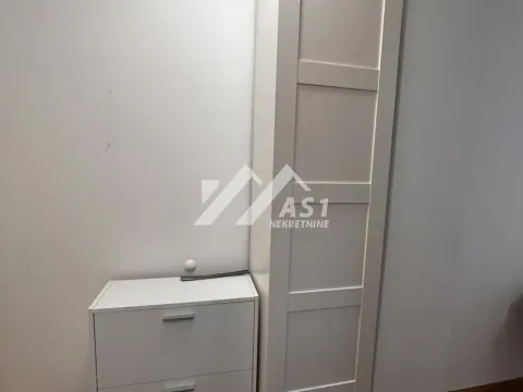 Izdavanje, stan, 22m², Centar, Novi Sad - image 6