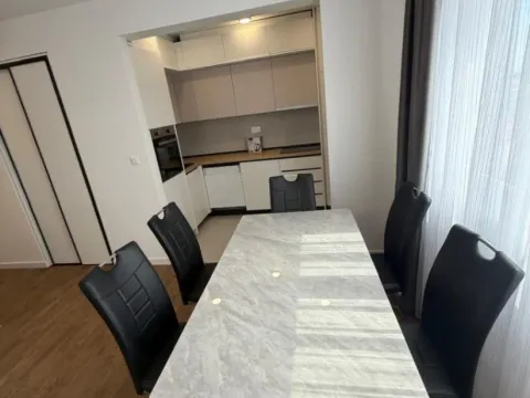 Izdavanje, dvosoban stan, 78m², Stari Aerodrom, Podgorica - image 12