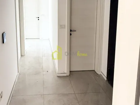 Prodaja, dvosoban stan, 67m², Stari Aerodrom, Podgorica - image 5