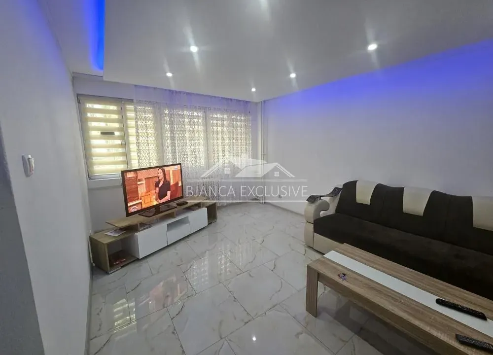 Sale, three bedroom apartment, 77m², Brace Jerković, Voždovac Sve Podlokacije