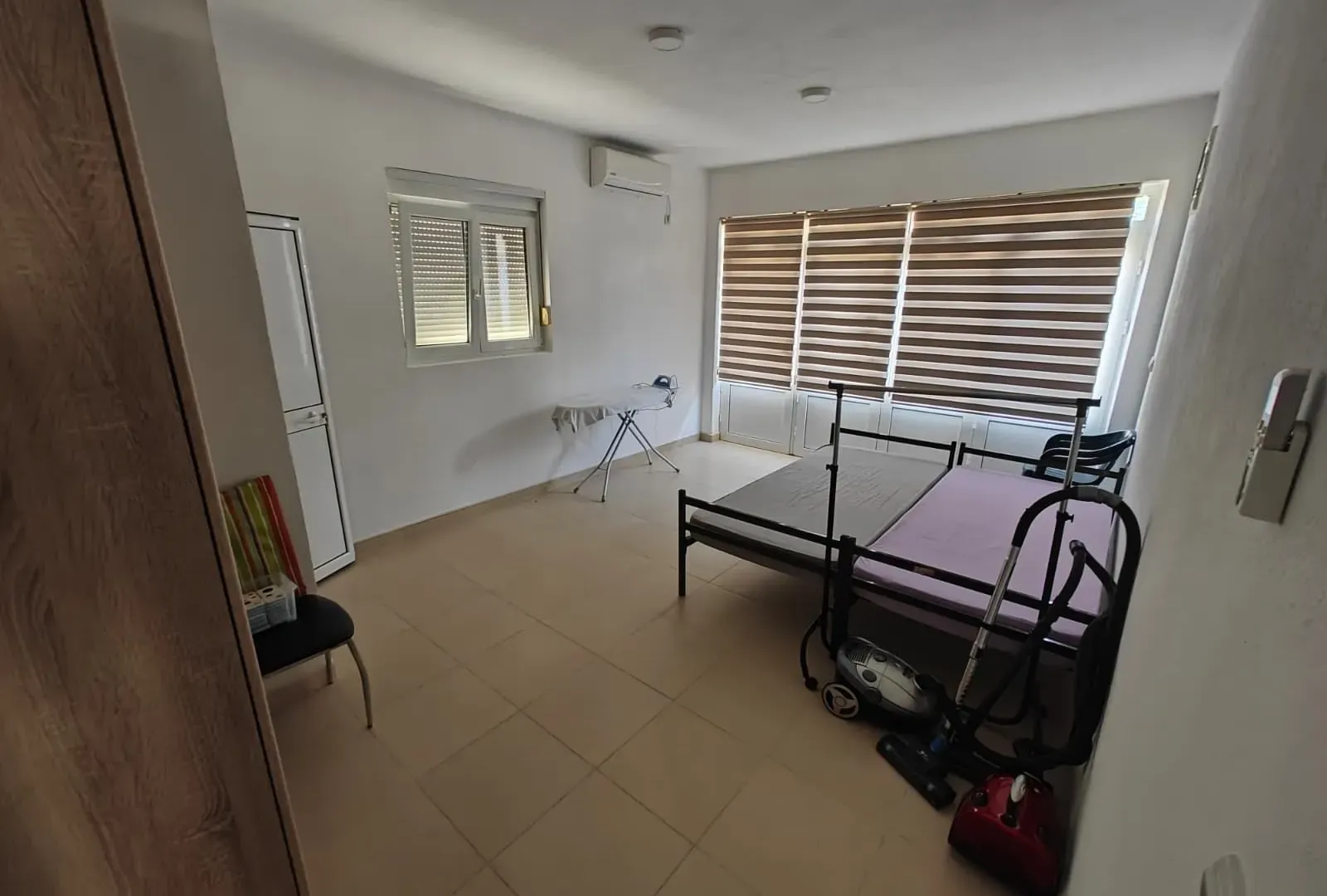 Prodaja, kuća, 370m², Šušanj, Bar