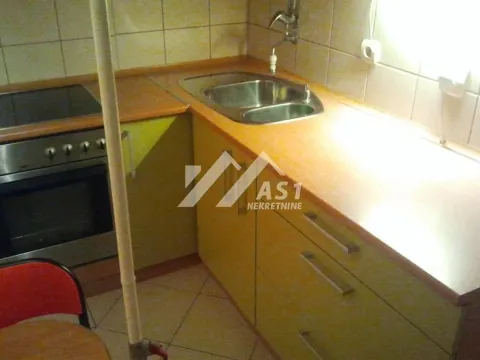 Izdavanje, dvosoban stan, 50m², Podbara, Novi Sad Sve Podlokacije - image 3