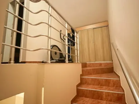 Prodaja, četvorosoban stan, 120m², Ljubović, Podgorica - image 4