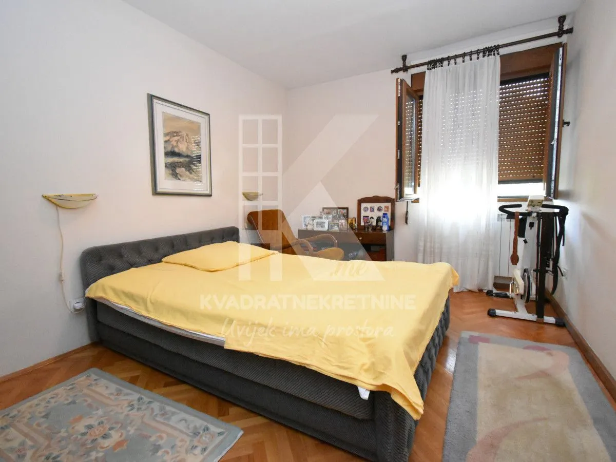 Prodaja, četvorosoban stan, 120m², Blok 7, Podgorica