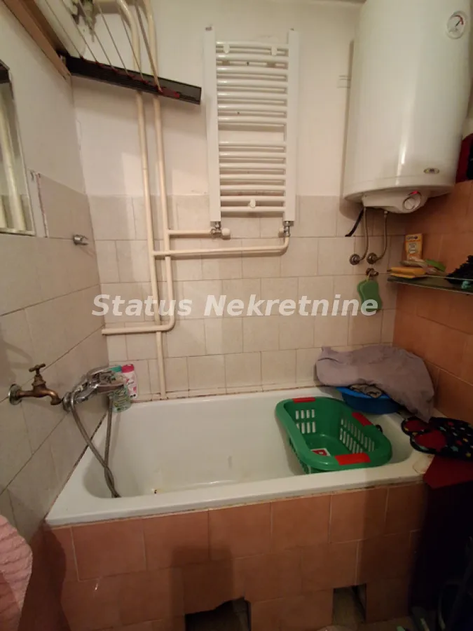 Izdavanje, dvosoban stan, 40m², Liman 2, Novi Sad Sve Podlokacije