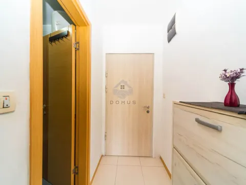 Rent, studio apartment, 28m², Stari Aerodrom, Podgorica - image 5