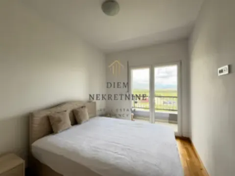 Izdavanje, jednosoban stan, 41m², Stari Aerodrom, Podgorica - image 9