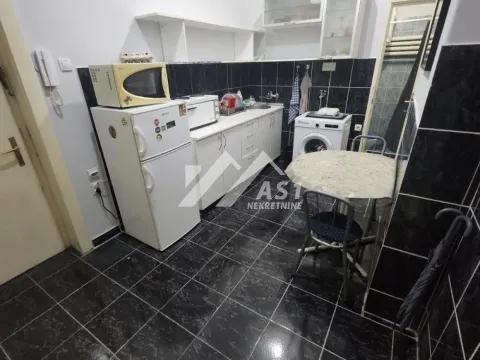 Izdavanje, jednosoban stan, 33m², Centar, Novi Sad - image 3