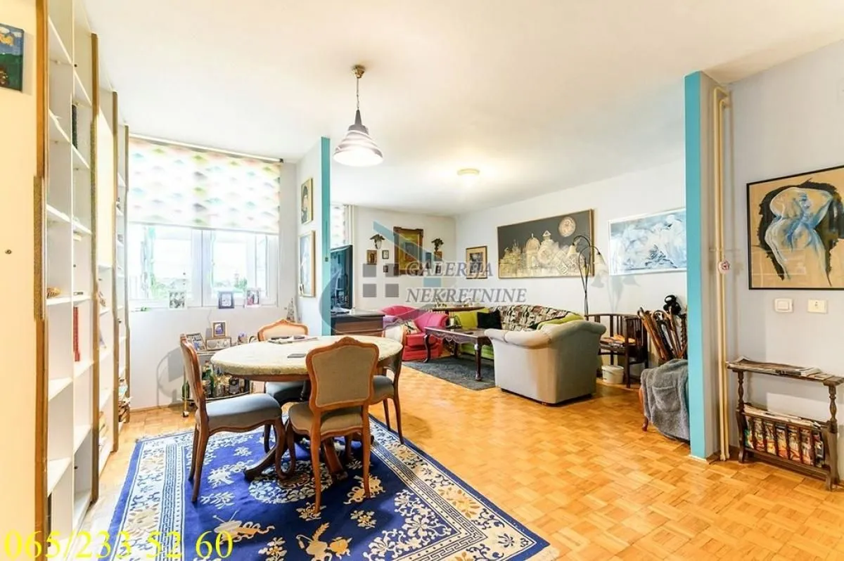 Prodaja, trosoban stan, 86m², Novi Beograd Blok 71, Novi Beograd Sve Podlokacije