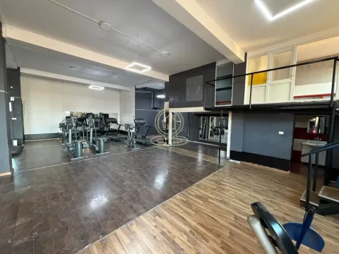 Izdavanje, poslovni prostor, 180m², Kaludjerica, Grocka - image 4