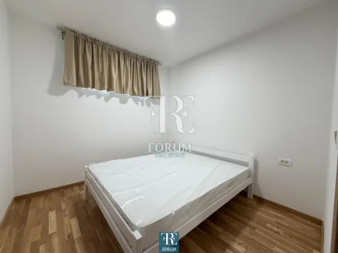 Izdavanje, dvosoban stan, 50m², 1 maj, Podgorica - image 5