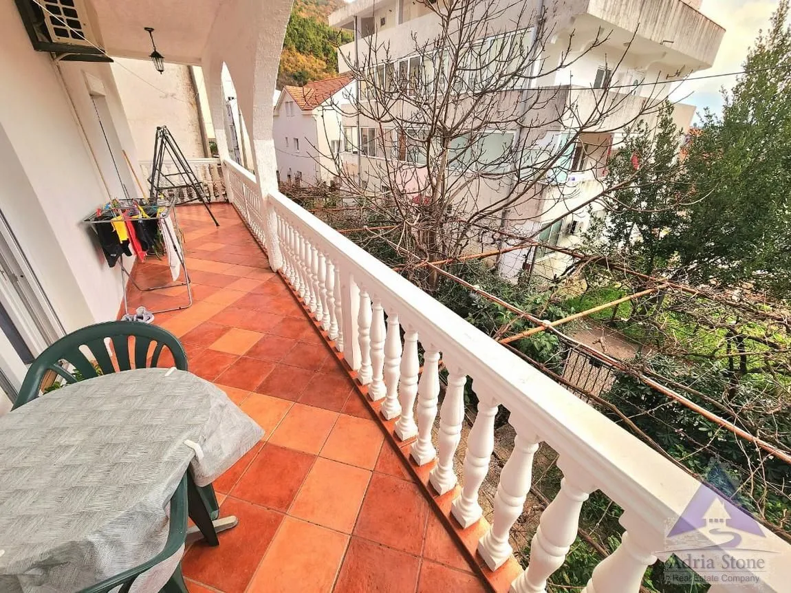 Sale, three bedroom apartment, 114m², Podkošljun, Budva