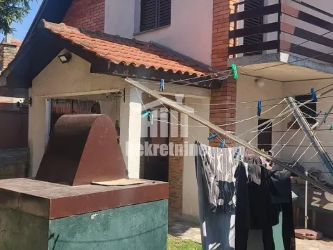 Prodaja, kuća, 250m², Voždovac Sve Podlokacije, Beograd - image 3